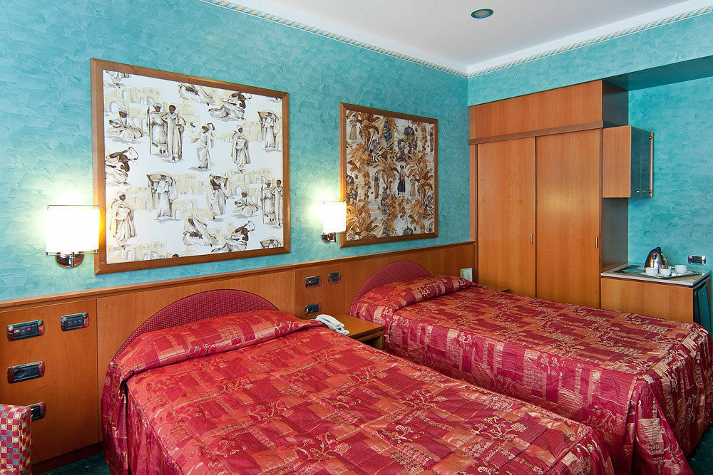 מילאנו Brunelleschi Hotel מראה חיצוני תמונה