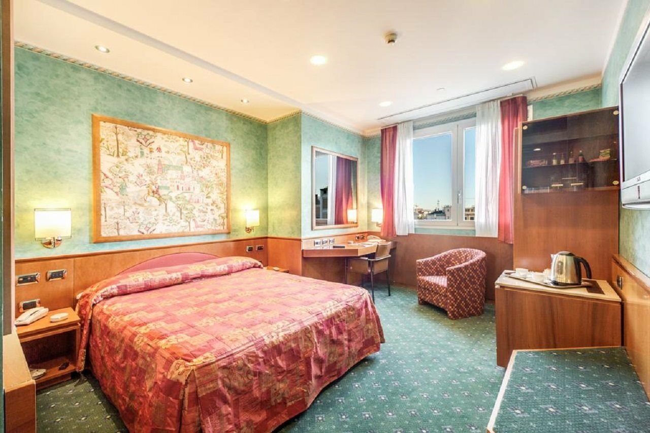 מילאנו Brunelleschi Hotel מראה חיצוני תמונה